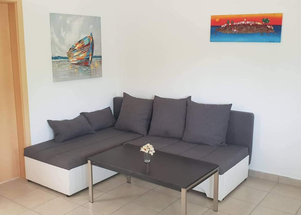Apartmani Samanta Vir Exteriör bild