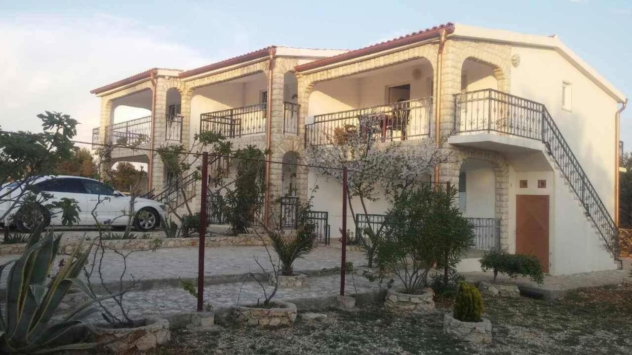 Apartmani Samanta Vir Exteriör bild