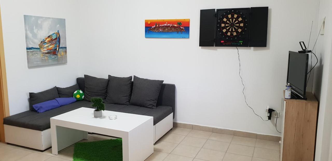 Apartmani Samanta Vir Exteriör bild